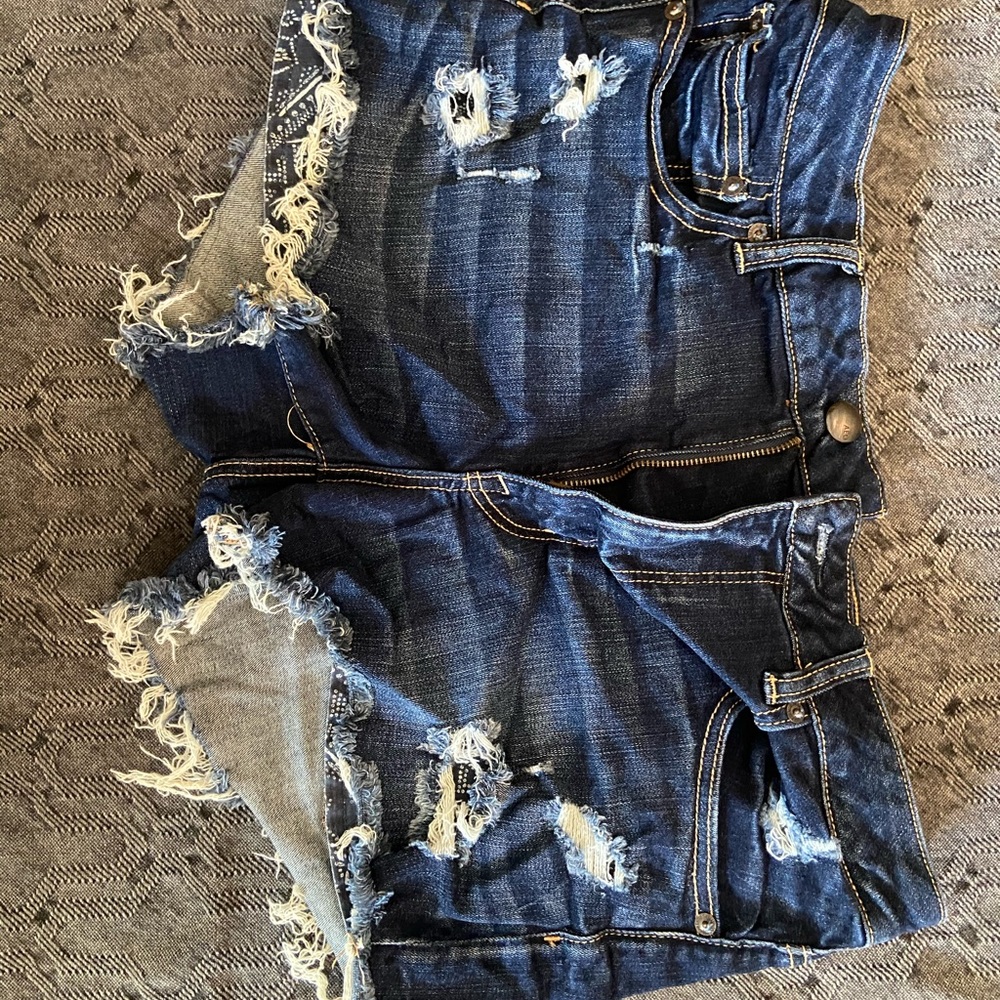 American Eagle distressed shorts